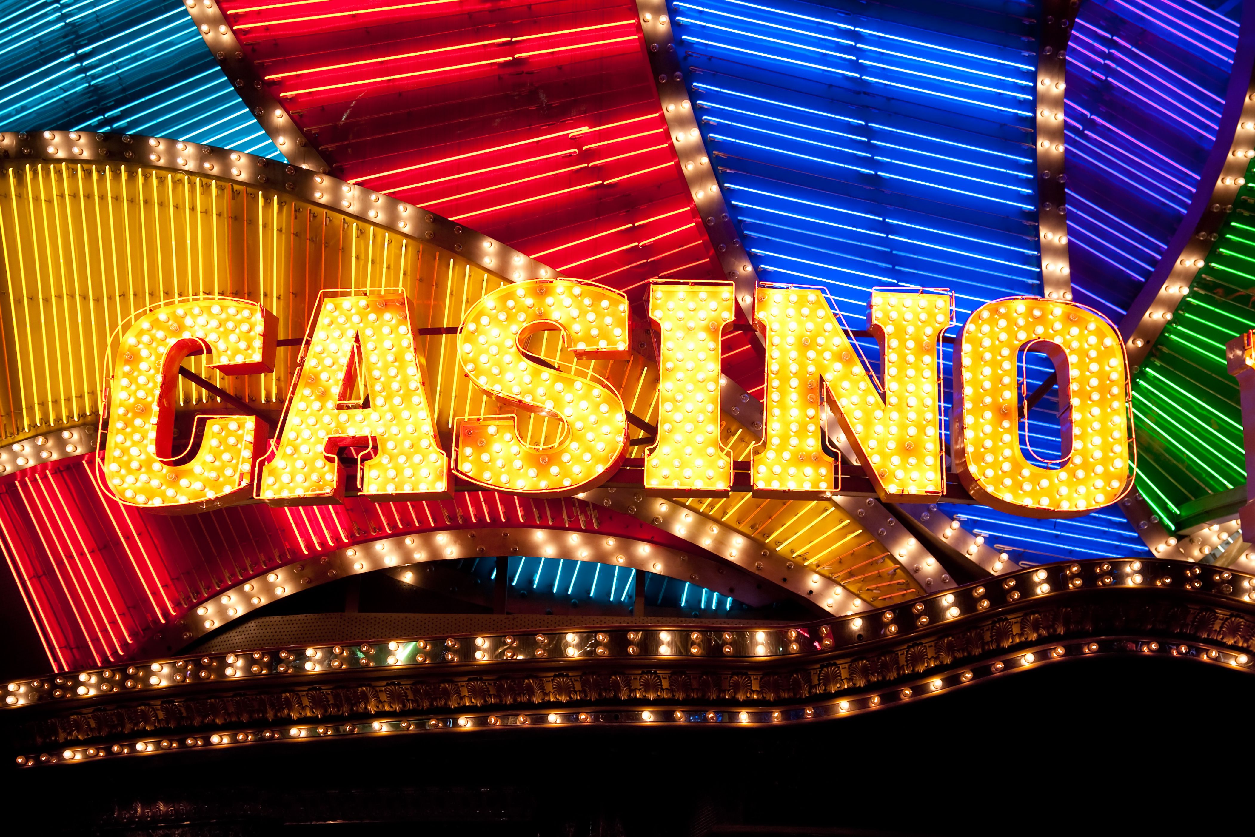 Slot Makinesi Stratejileri: Kazanma İhtişamı ve Gerçekçi Beklentiler